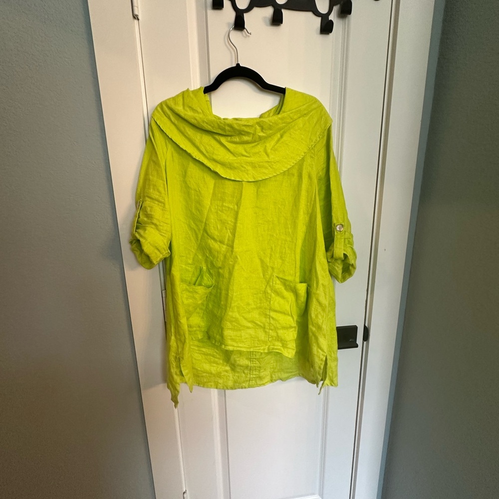 Ali Miles Yellow and Green Boxy Sailor Collar Tunic